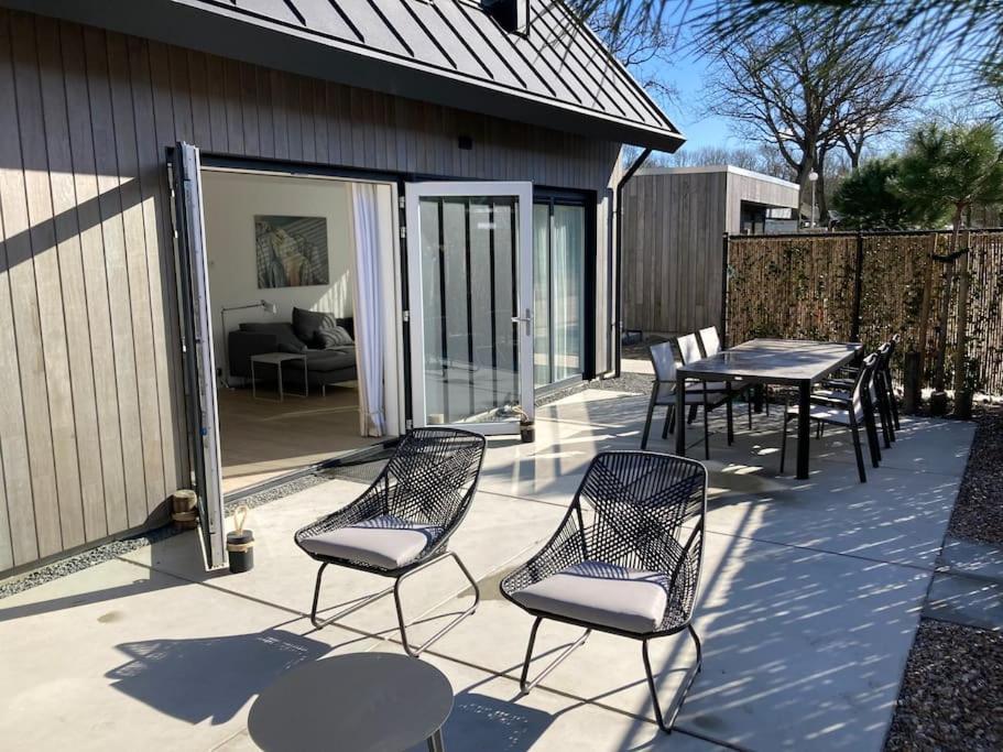 Vakantiewoning 1 Aan Zee, 400 Meter Van Het Strand 주테란데 외부 사진
