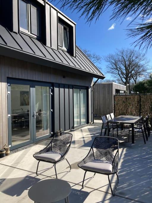 Vakantiewoning 1 Aan Zee, 400 Meter Van Het Strand 주테란데 외부 사진