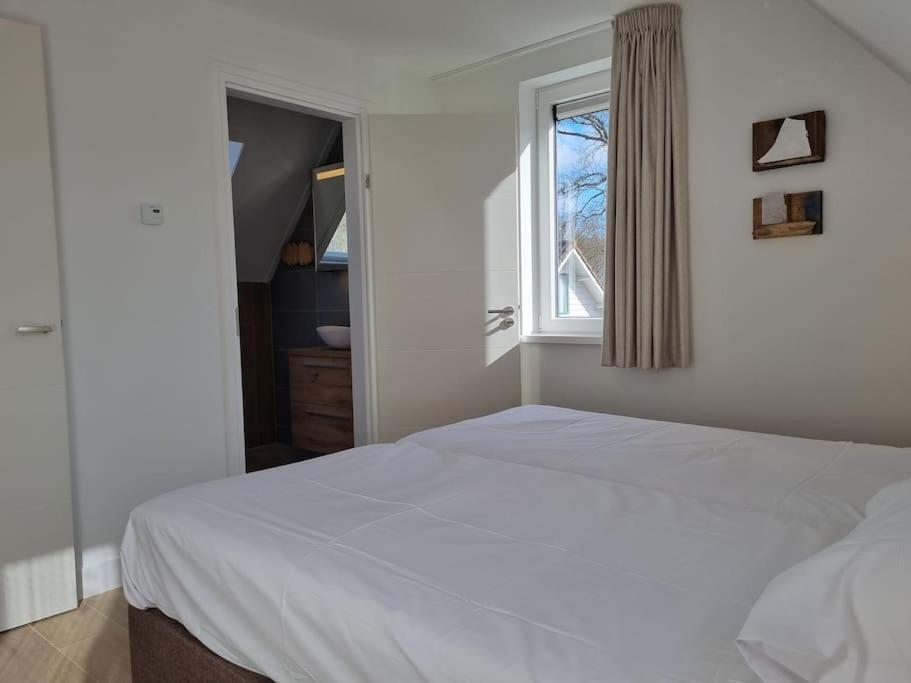 Vakantiewoning 1 Aan Zee, 400 Meter Van Het Strand 주테란데 외부 사진